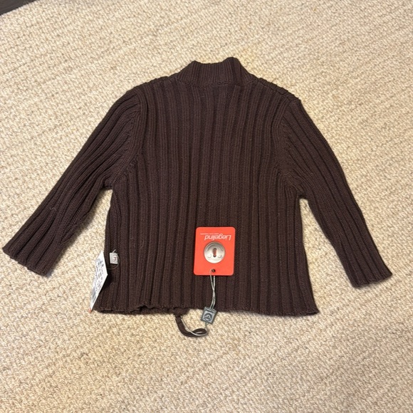 Cute sweater - Picture 3 of 3